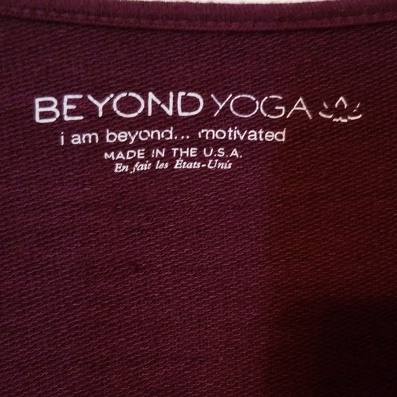 Two Tone Purple Striped Beyond Yoga Top - Picture 3 of 4